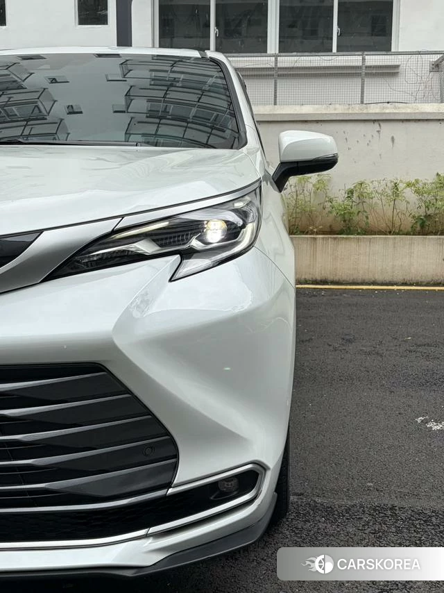 Toyota Saina id 4359099 из Китая 21