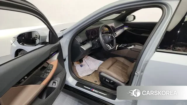 BMW 5 Series (G60) id 3437175 из Кореи 20