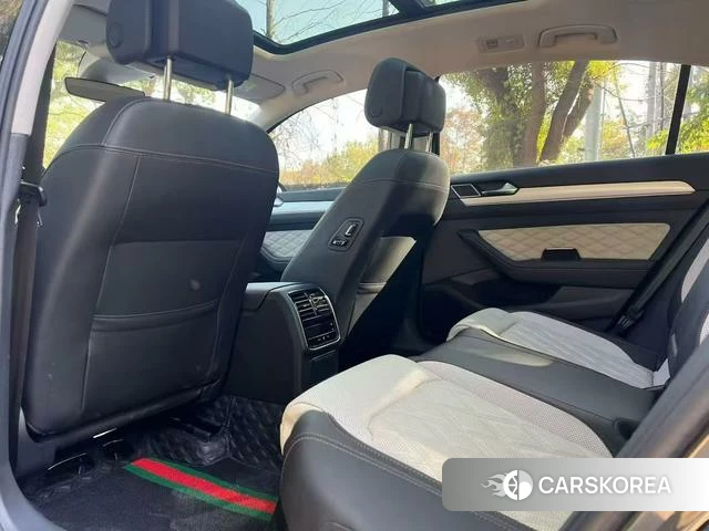 Volkswagen Magotan id 4278570 из Китая 10