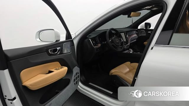 Volvo XC60 second Generation id 4527909 из Кореи 33