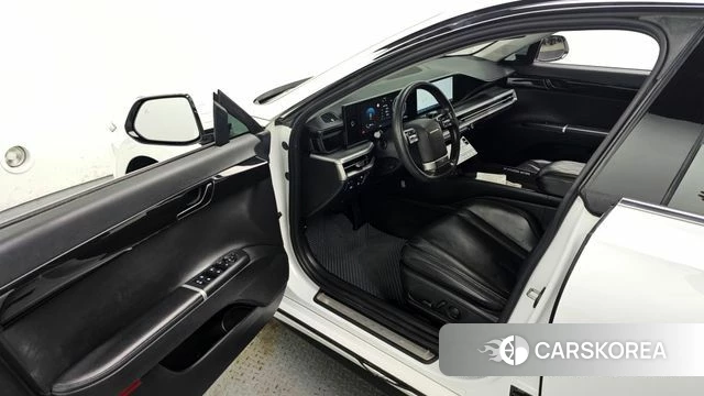 Hyundai Grandeur (GN7) id 3922510 из Кореи 20