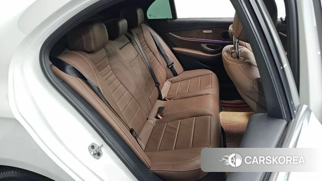Mercedes-Benz E-Class W213 id 4671532 из Кореи 34