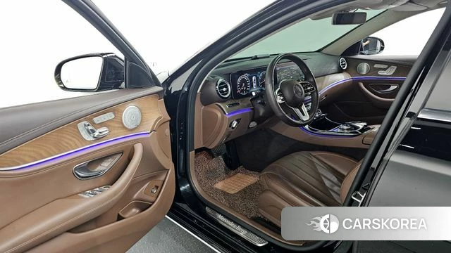 Mercedes-Benz E-Class W213 id 4502303 из Кореи 34