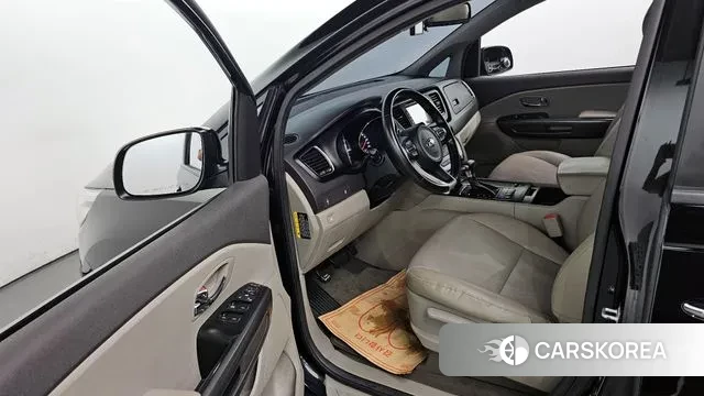 Kia All New Carnival id 3009494 из Кореи 20