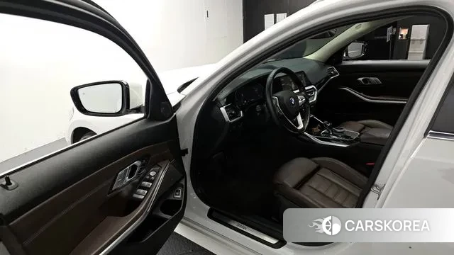 BMW 3 Series (G20) id 3788221 из Кореи 20