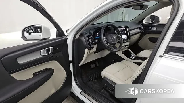 Volvo XC40 id 3776987 из Кореи 20