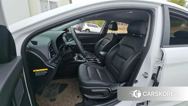 Hyundai Avante AD id 3845792 из Кореи 20