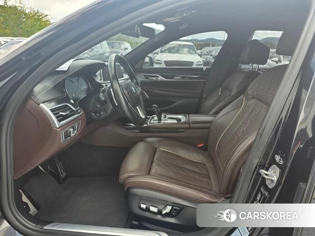 BMW 7 Series (G11) id 4689372 из Кореи 19