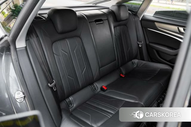 Audi A7 id 4359491 из Китая 30