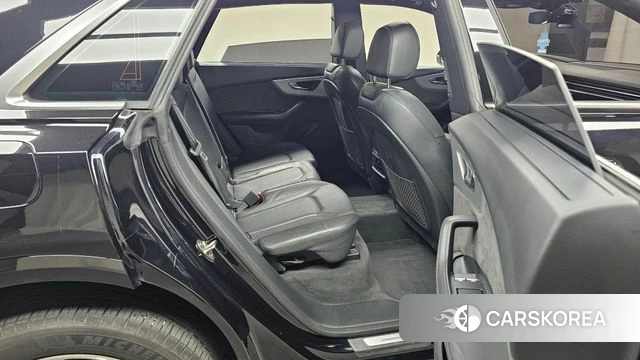 Audi Q8 (4M) id 4683897 из Кореи 34