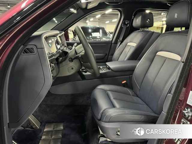 Rolls-Royce Cullinan id 4381154 из Кореи 18