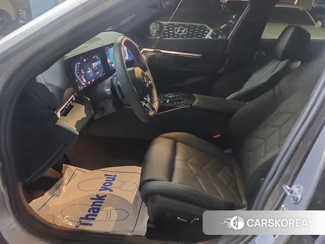 BMW 5 Series (G60) id 3410234 из Кореи 18