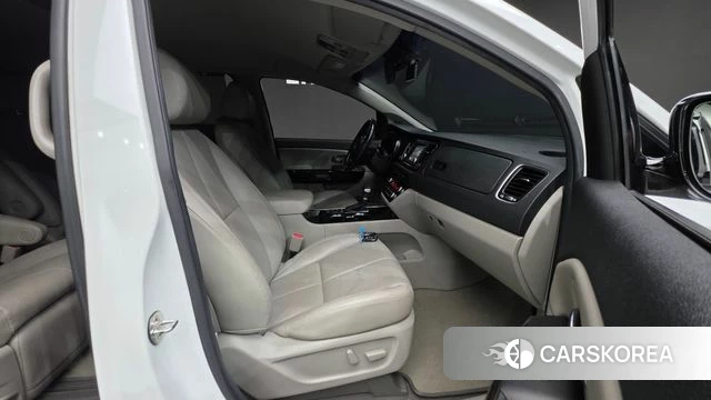 Kia The New Carnival id 4465614 из Кореи 20