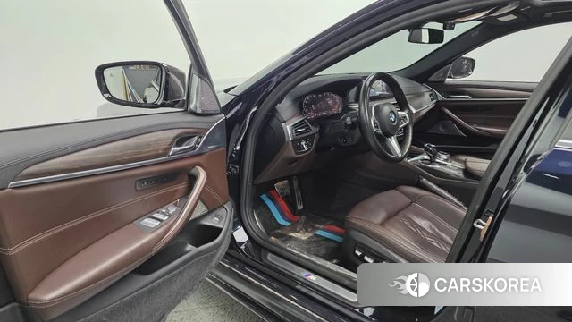 BMW 5 Series (G30) id 3873097 из Кореи 20