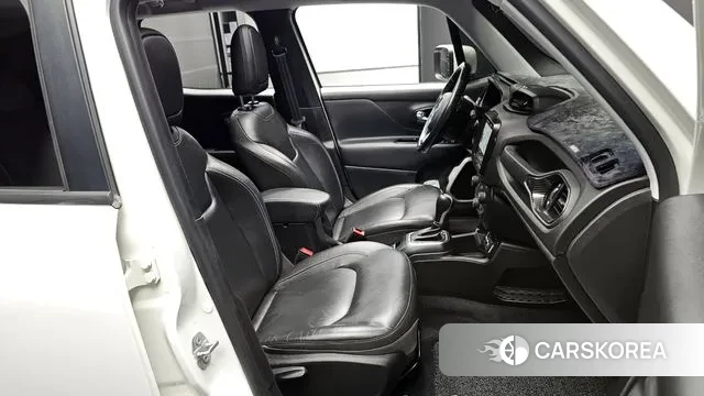 Jeep Renegade id 3284332 из Кореи 20