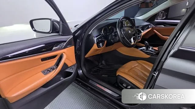 BMW 5 Series (G30) id 3583564 из Кореи 20