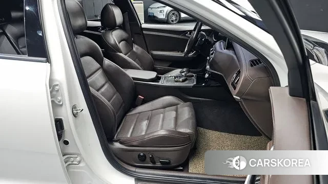 Kia Stinger id 3449731 из Кореи 20