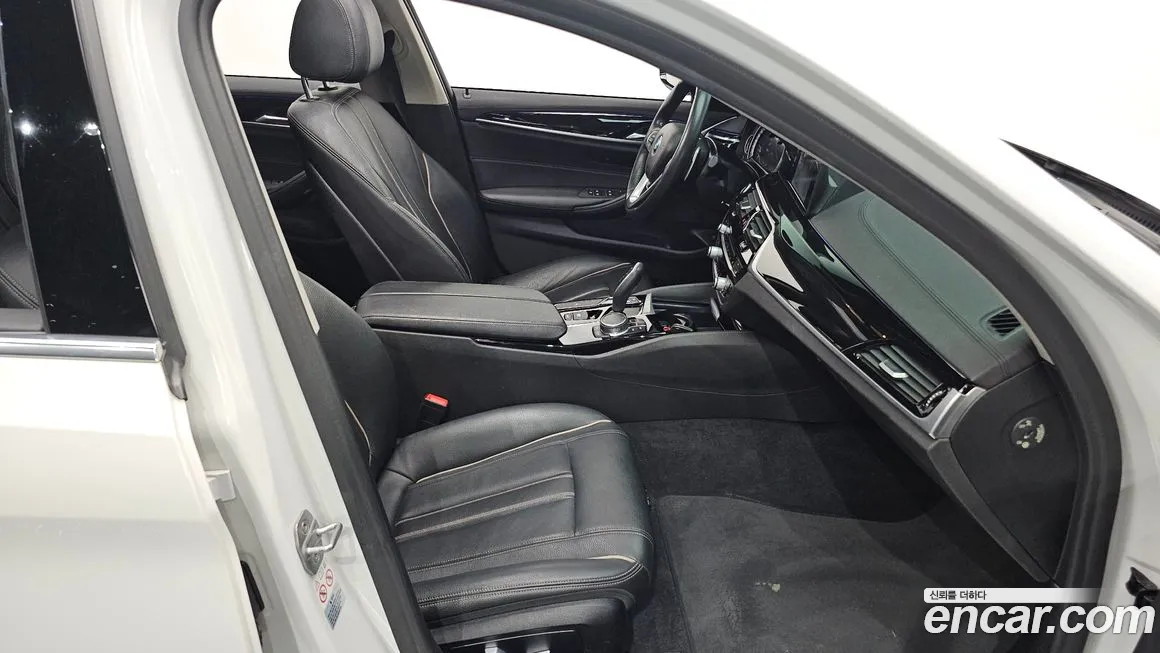 BMW 5 Series (G30) id 2110994 из Кореи 20