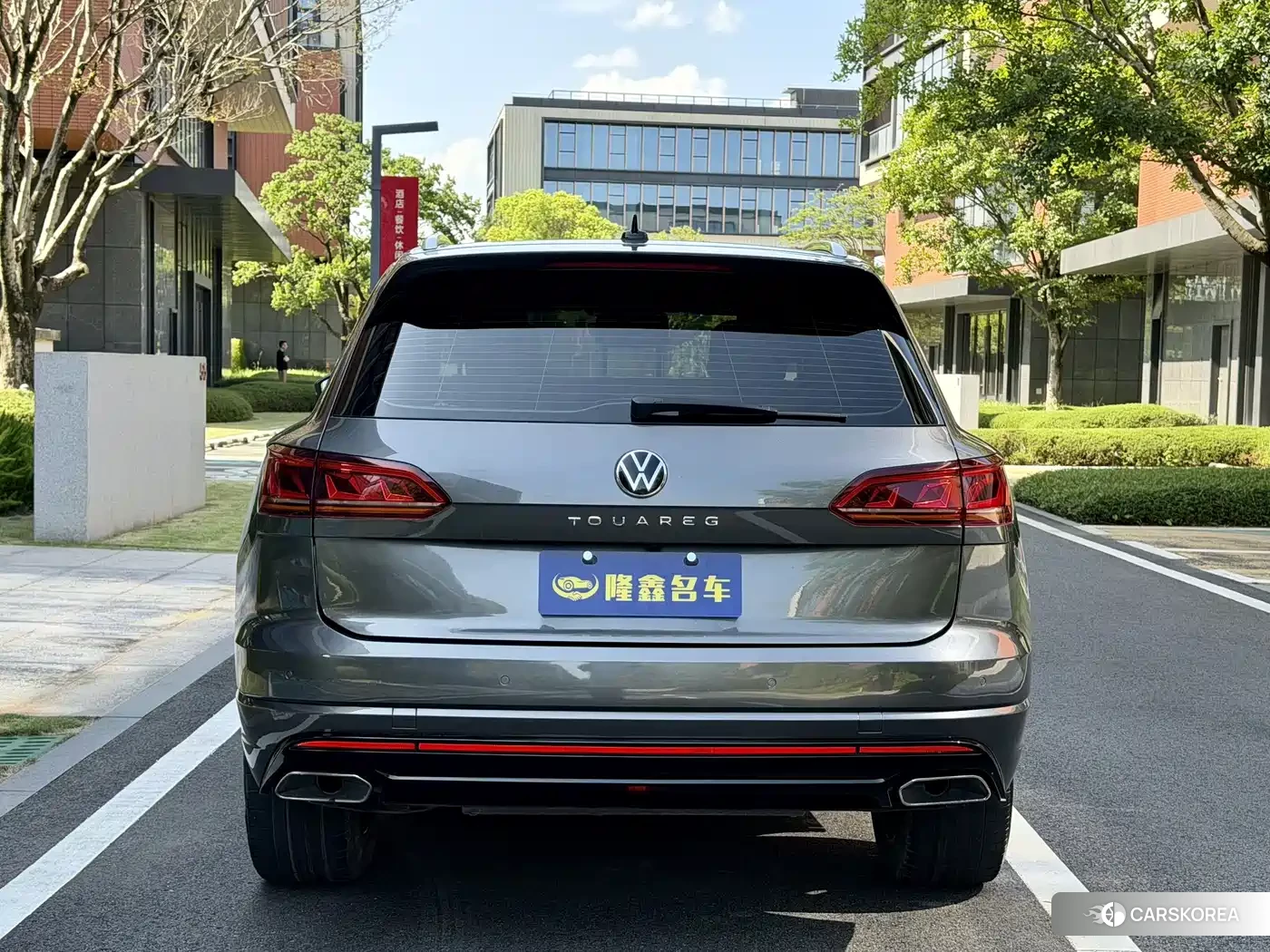 Volkswagen Touareg id 4644730 из Китая 17