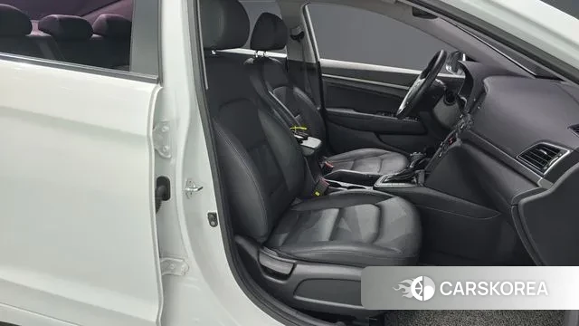 Hyundai Avante AD id 3445108 из Кореи 20