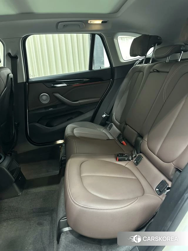 BMW X1 id 4300739 из Китая 21