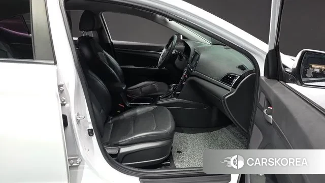 Hyundai Avante AD id 3641750 из Кореи 20