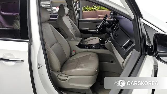 Kia All New Carnival id 3455288 из Кореи 20