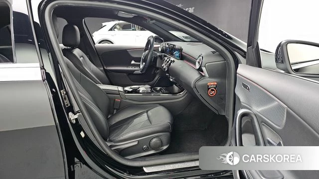 Mercedes-Benz A-Class W177 id 3859540 из Кореи 20