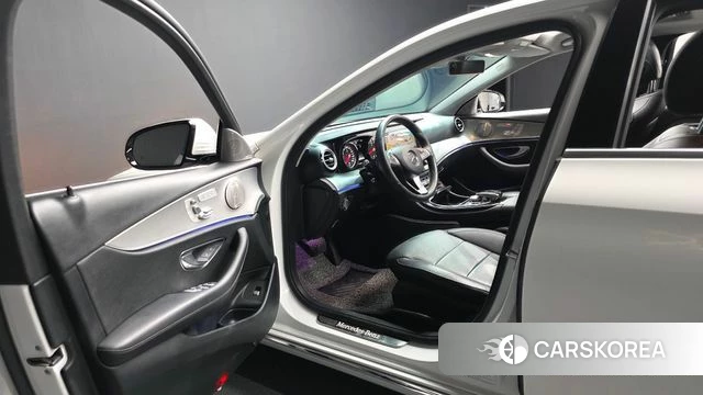Mercedes-Benz E-Class W213 id 4582131 из Кореи 36
