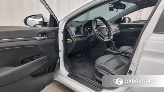 Hyundai Avante AD id 2961992 из Кореи 20