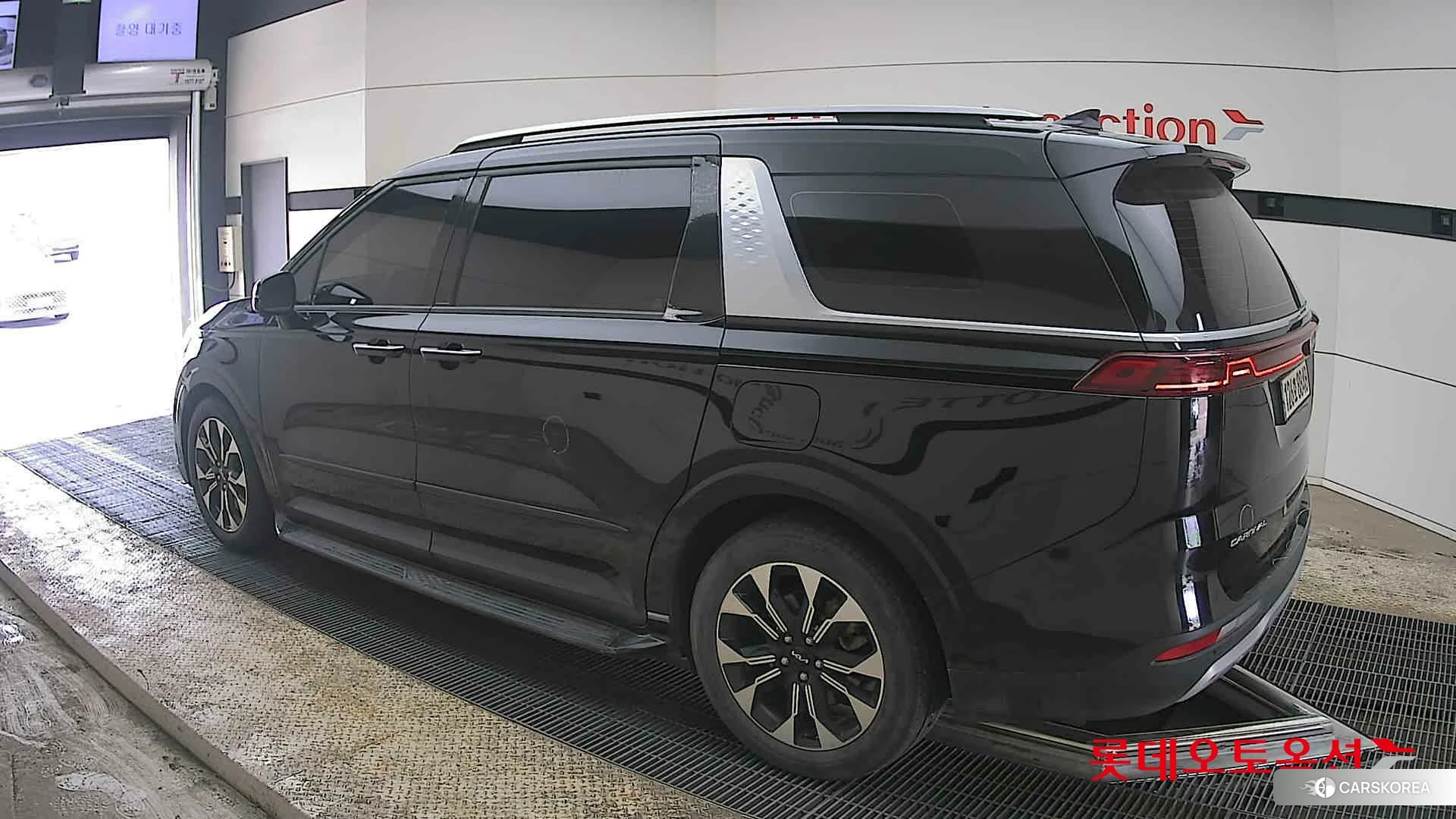 Kia Carnival id 3888397 из Кореи 37