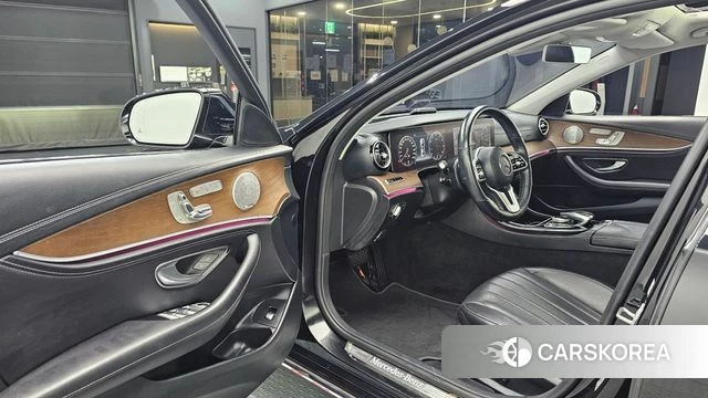 Mercedes-Benz E-Class W213 id 4837033 из Кореи 37