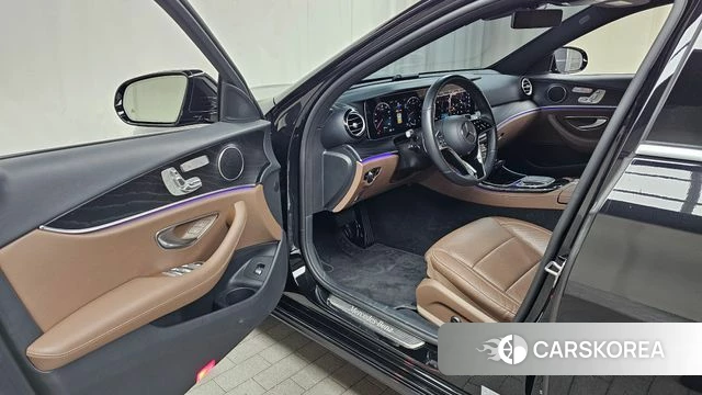 Mercedes-Benz E-Class W213 id 4186108 из Кореи 29