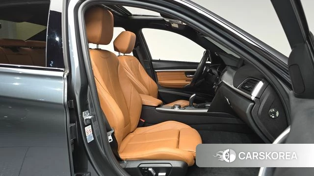 BMW 3 Series (F30) id 4225598 из Кореи 31