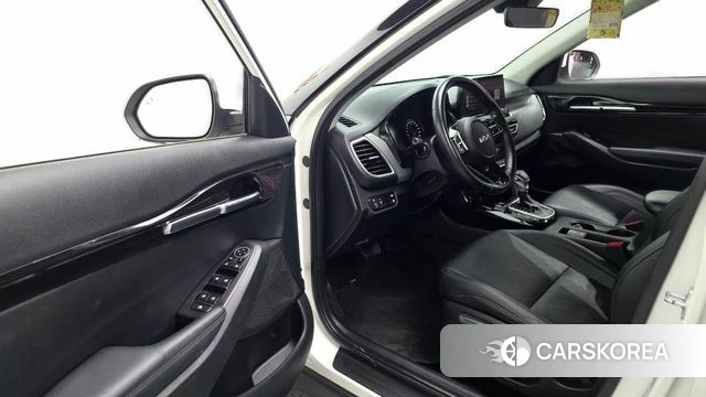 Kia Seltos id 4395702 из Кореи 30