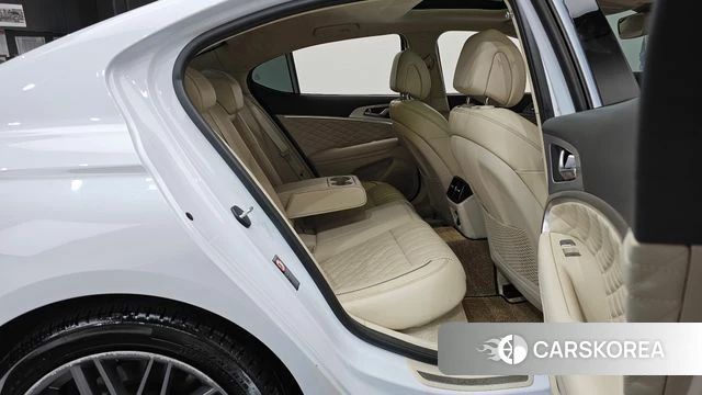 Genesis G70 id 4385116 из Кореи 40
