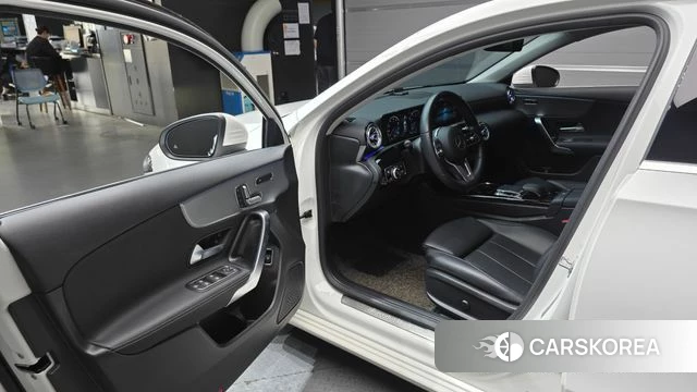 Mercedes-Benz A-Class W177 id 4384190 из Кореи 20