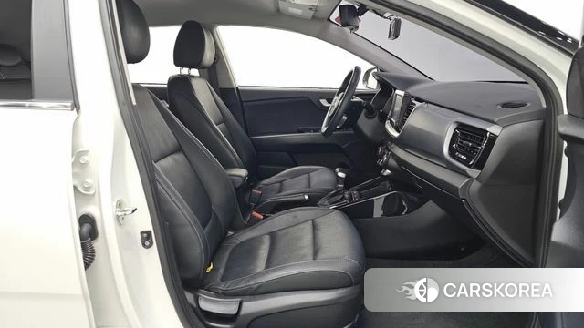 Kia Stonic id 3873545 из Кореи 20