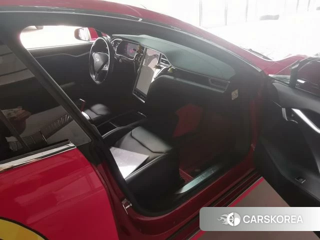 Tesla Model S id 4240268 из Китая 21