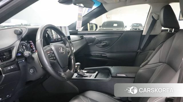 Lexus ES300h 7th generation id 4456090 из Кореи 17