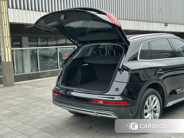 Audi Q5L id 4298326 из Китая 16