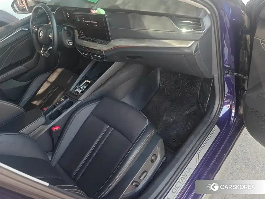 Skoda Octavia id 4679619 из Китая 16