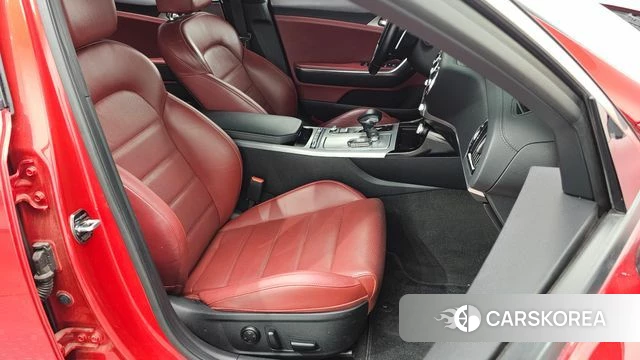 Kia Stinger id 3807706 из Кореи 20