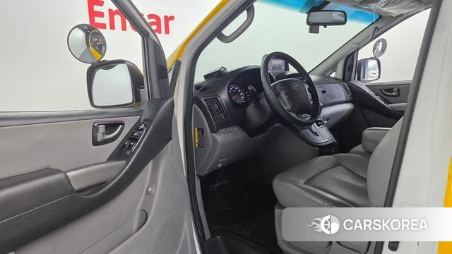 Hyundai The New Grand Starex id 4446901 из Кореи 20