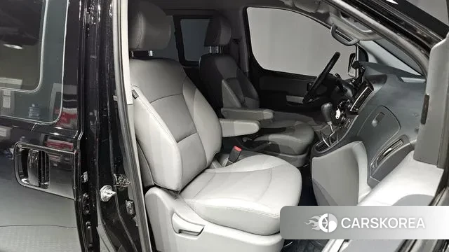 Hyundai The New Grand Starex id 3028663 из Кореи 20