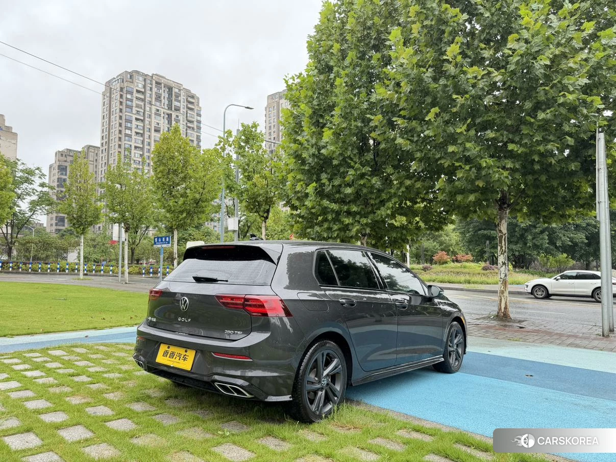 Volkswagen Golf id 4510846 из Китая 14