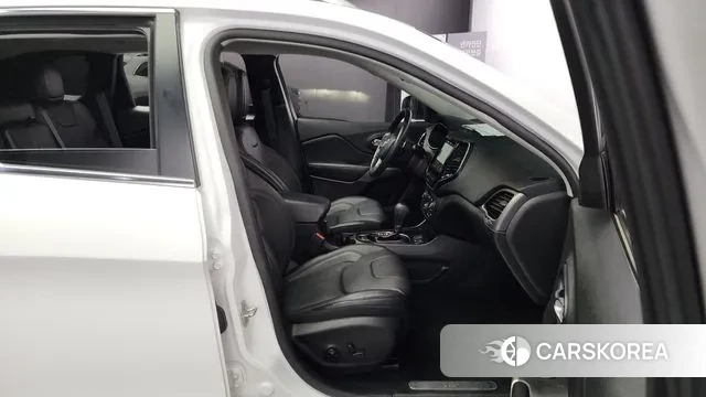 Jeep Cherokee (KL) id 3219273 из Кореи 20