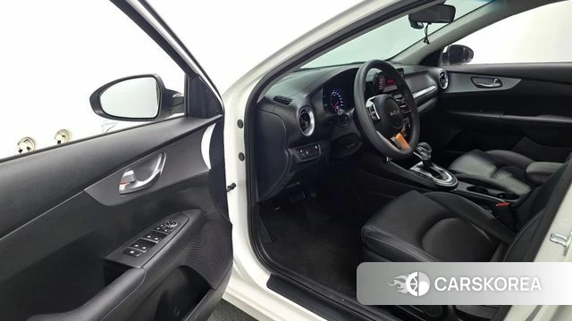 Kia The New K3 2nd generation id 4893812 из Кореи 30