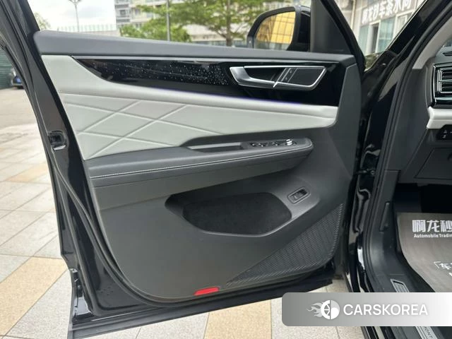 Volkswagen Tourang id 4262119 из Китая 28
