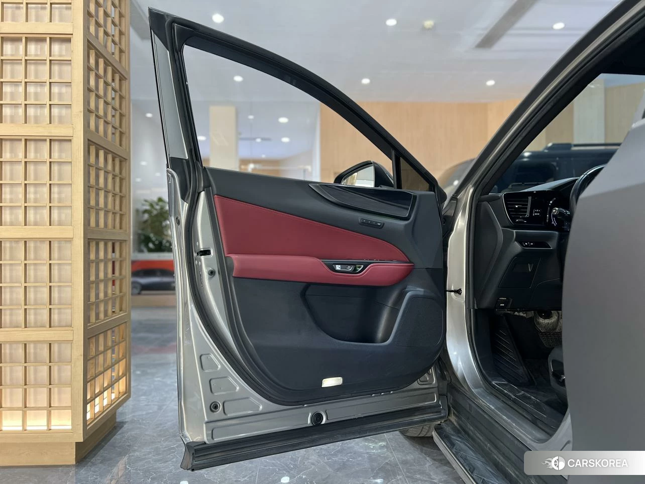 Lexus NX id 4440463 из Китая 18